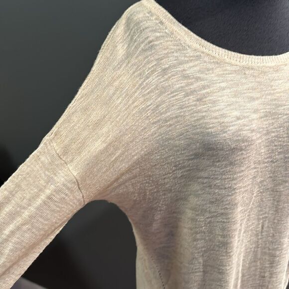 Vince linen blend oatmeal crew neck ribbed back lightweight sweater. XS. - Picture 6 of 9